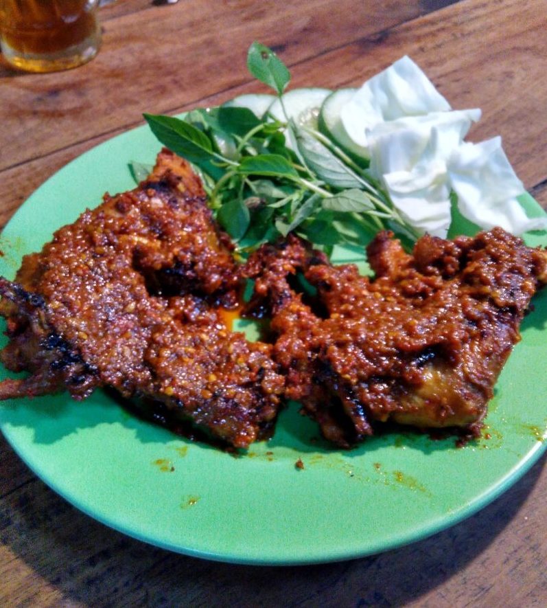 ayam bakar artomoro